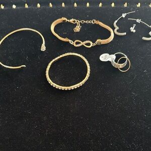 Elegant Gold and Silver Jewelry Set